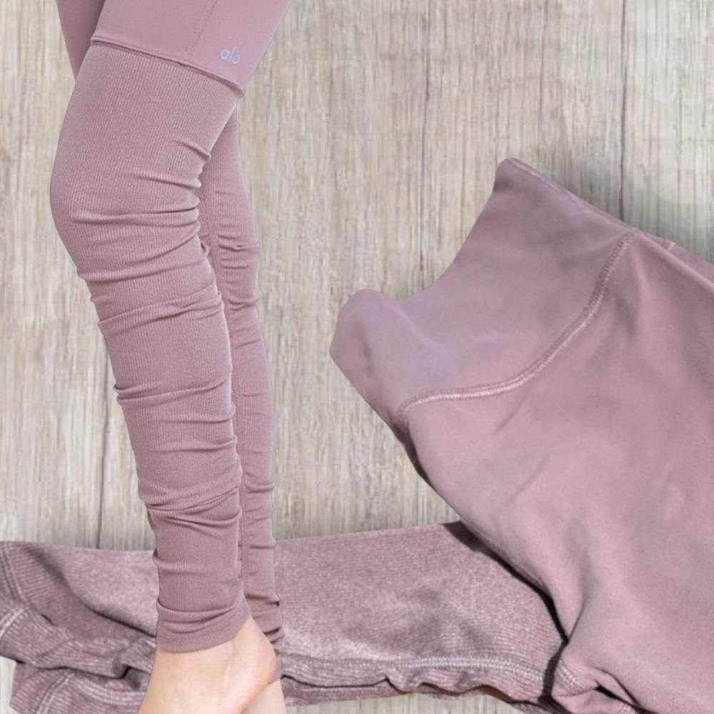 ALO Yoga Goddess Ruched Ribbed Leggings Smoky Quartz Small VGUC